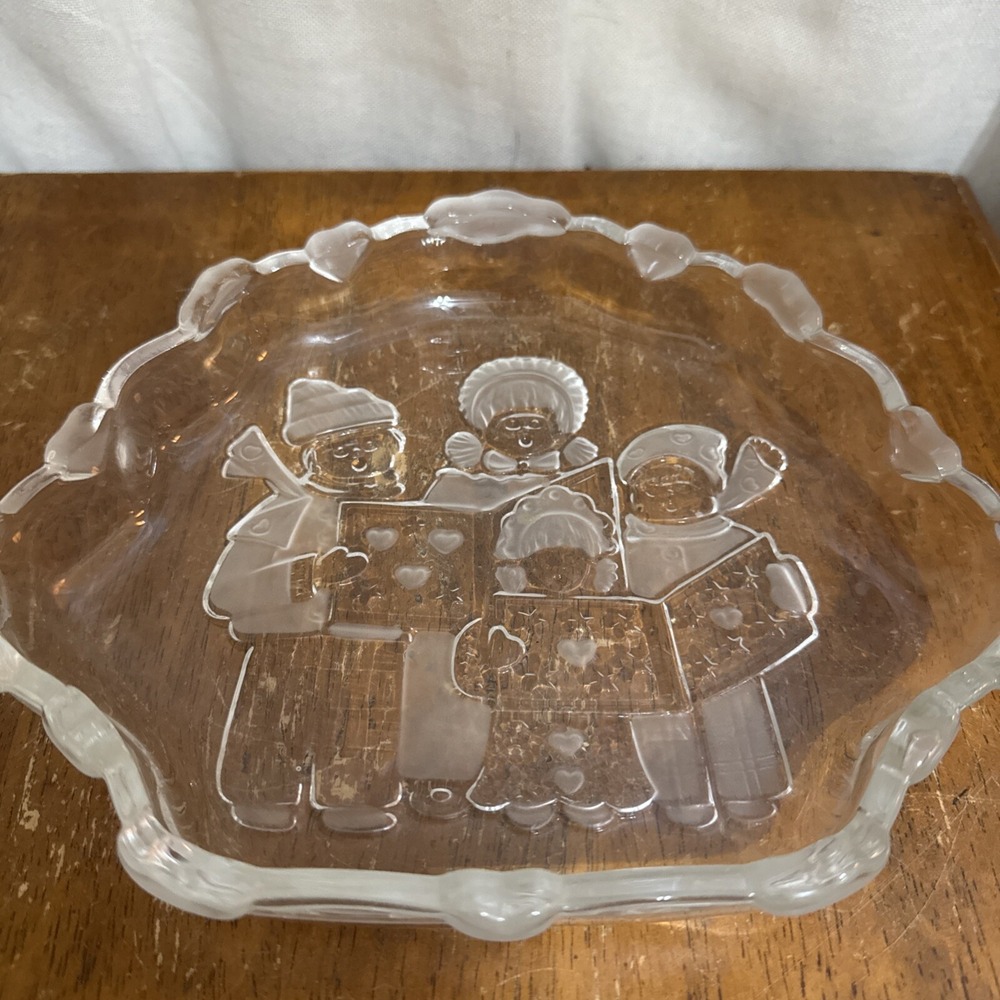 Vintage Mikasa Crystal Christmas Celebration Carolers Sweet Candy Dish‎ 8 1/4" - Picture 5 of 7
